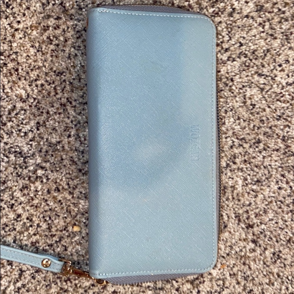 Blue Wallet